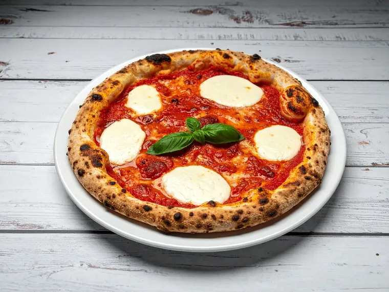 Pizza Margherita – günstiges Grundrezept